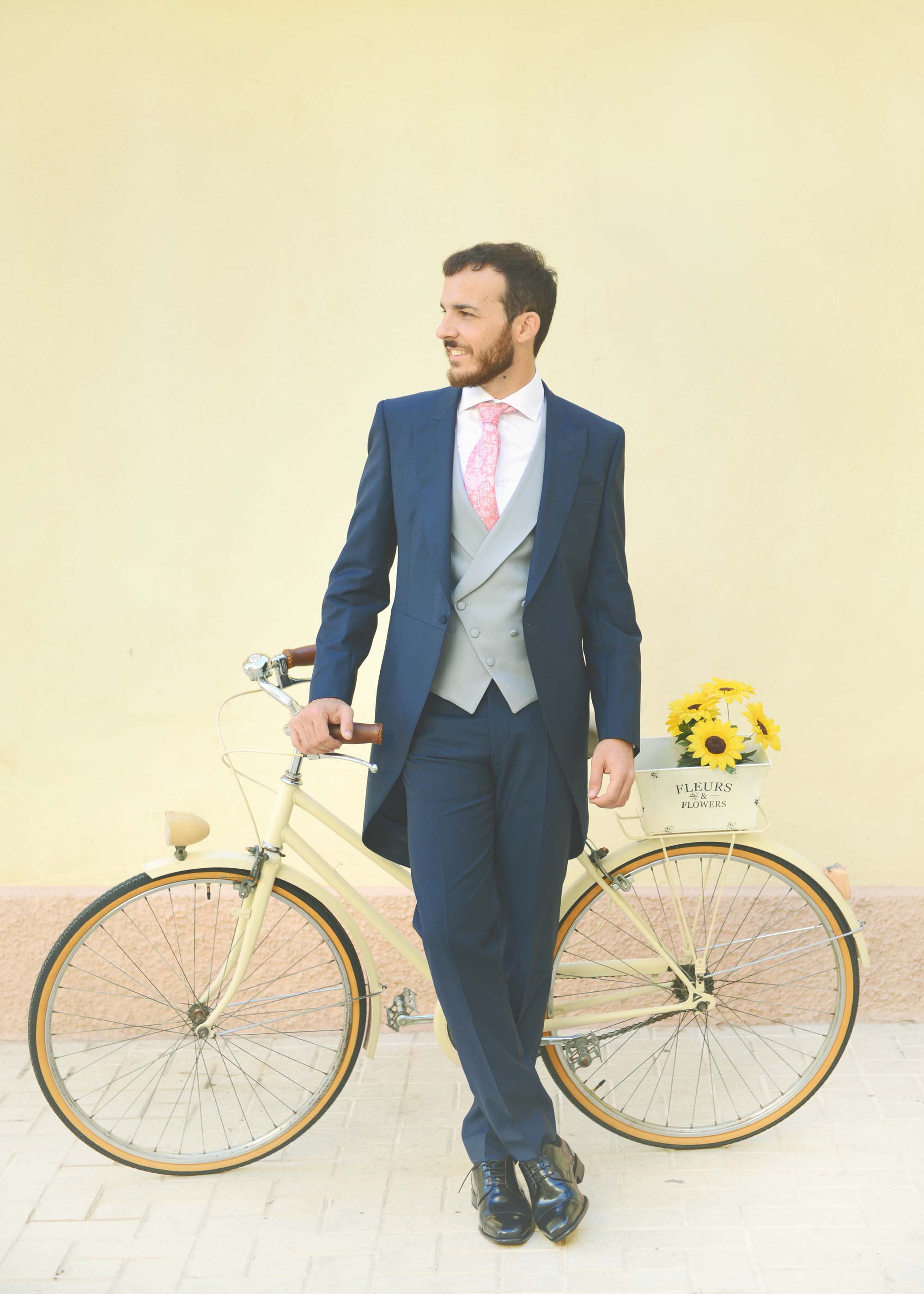 malaga groom photos